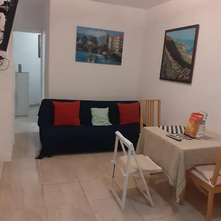 Casa Y Estudio Keyfer, Centro Hébergement de vacances Arrecife (Lanzarote)